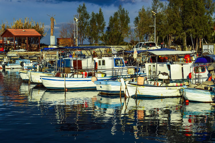 Fischerboote auf Zypern