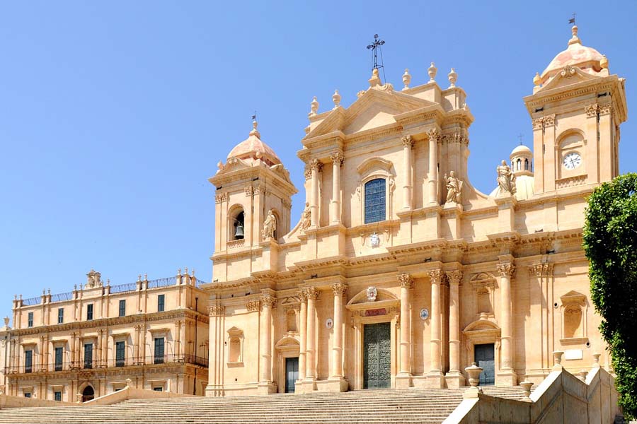 Antikes Gebaeude in Palermo