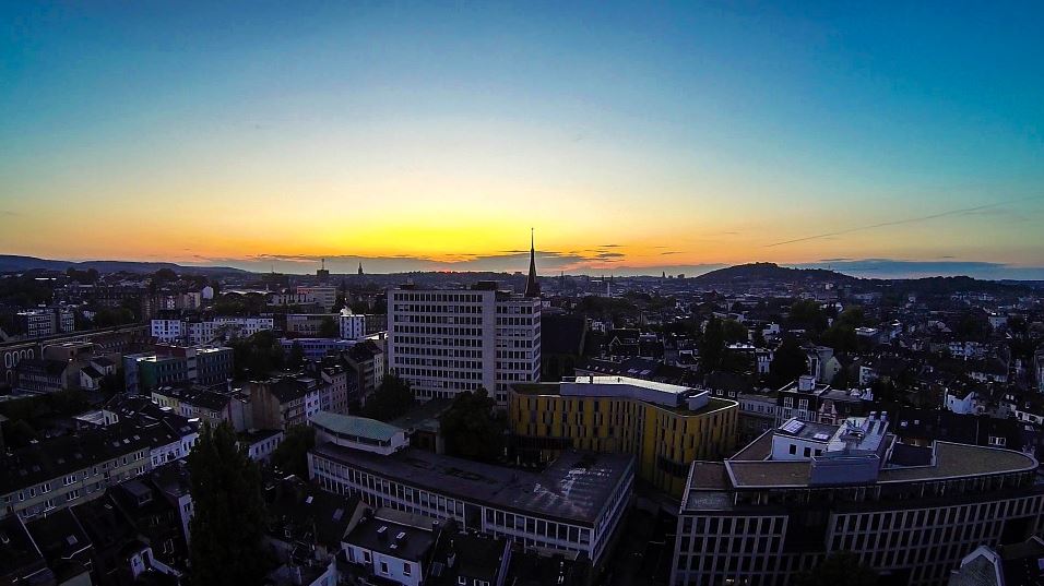 Blick auf Aachen in Abendsonne