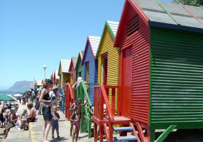 Bunte Strandhaeuser, Mietwagen Kapstadt Preisvergleich