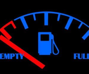 Tankregelung bei mietwagen Benzinanzeige